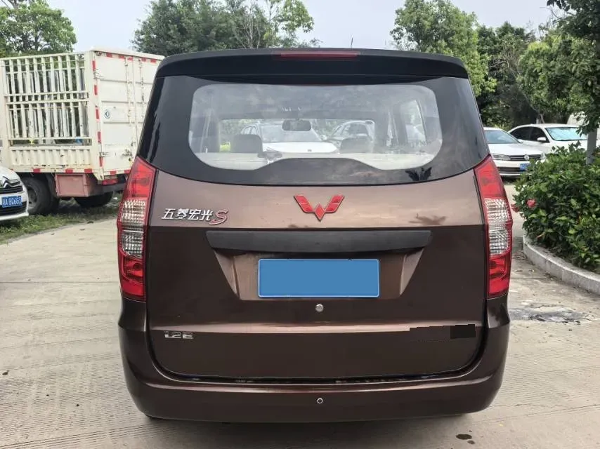 2018 WuLing HongGuang 1.2L 82HP L4 5MT,autocango,china used car exporter,china ev exporter,chinese used car exporter,chinese used ev exporter