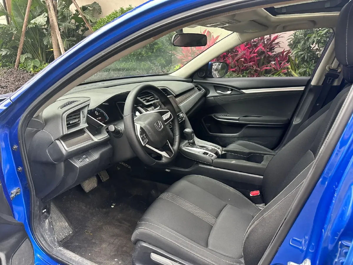 2019 Honda Civic 1.5T 177HP L4 CVT,autocango,china used car exporter,china ev exporter,chinese used car exporter,chinese used ev exporter