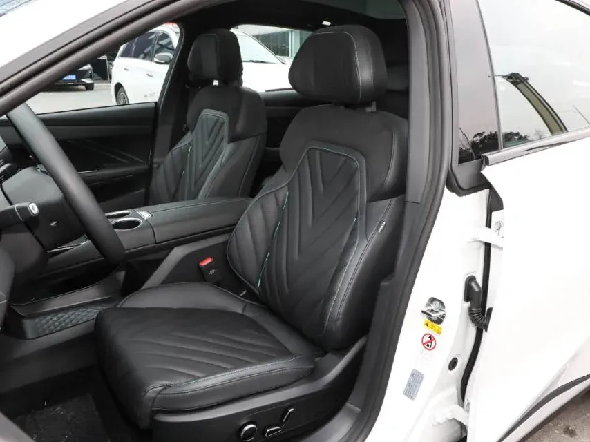 2024 Deepal SL03 BEV 58.89KWH,autocango,china used car exporter,china ev exporter,chinese used car exporter,chinese used ev exporter