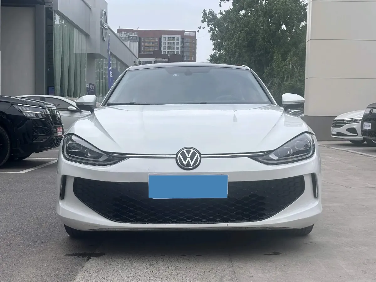 2024 Volkswagen Lamando 1.2T 116HP L4 7DCT,autocango,china used car exporter,china ev exporter,chinese used car exporter,chinese used ev exporter