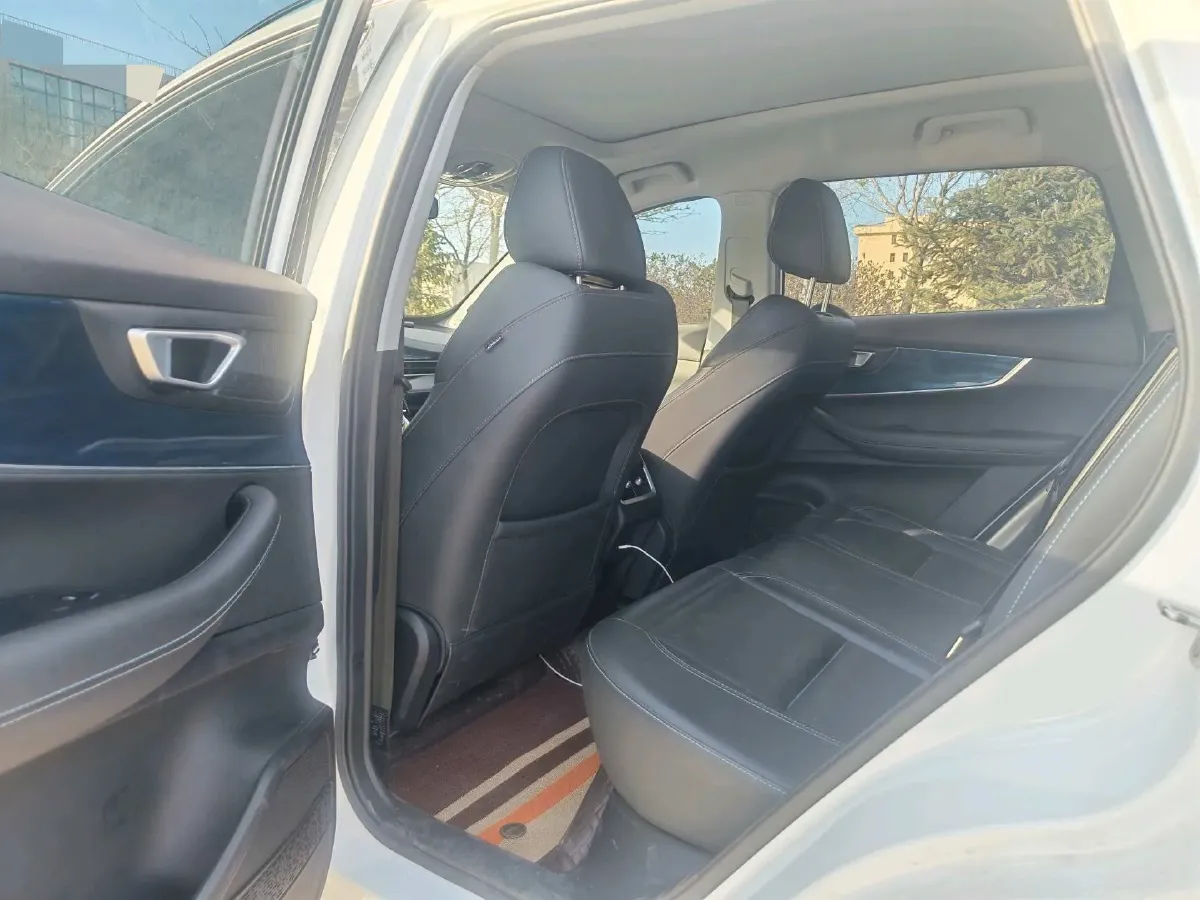 2021 Chery Tiggo 7 Plus 1.6T 197HP L4 7DCT,autocango,china used car exporter,china ev exporter,chinese used car exporter,chinese used ev exporter