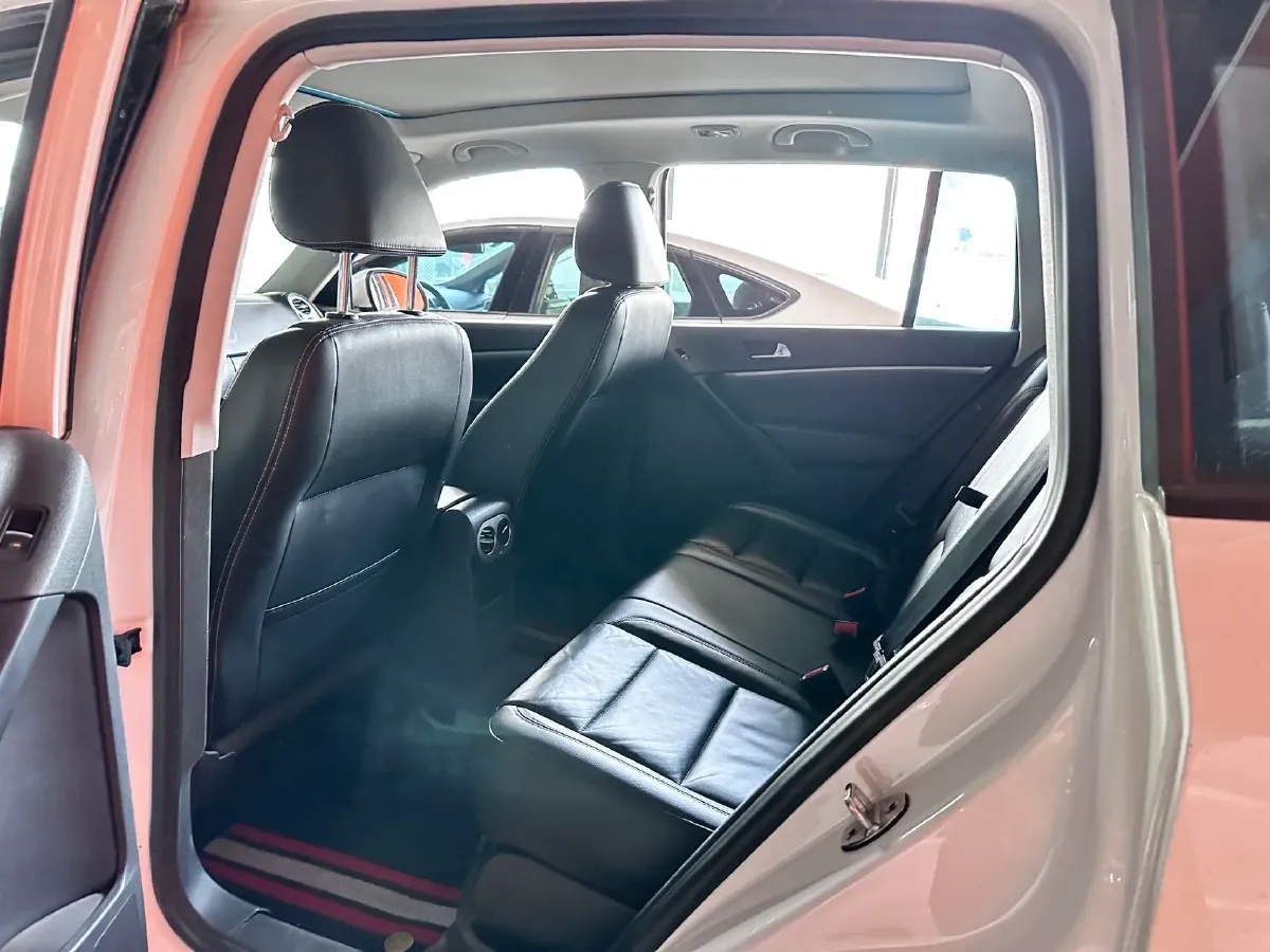 2017 Haval H9 2.0T 190HP L4 8AT,autocango,china used car exporter,china ev exporter,chinese used car exporter,chinese used ev exporter