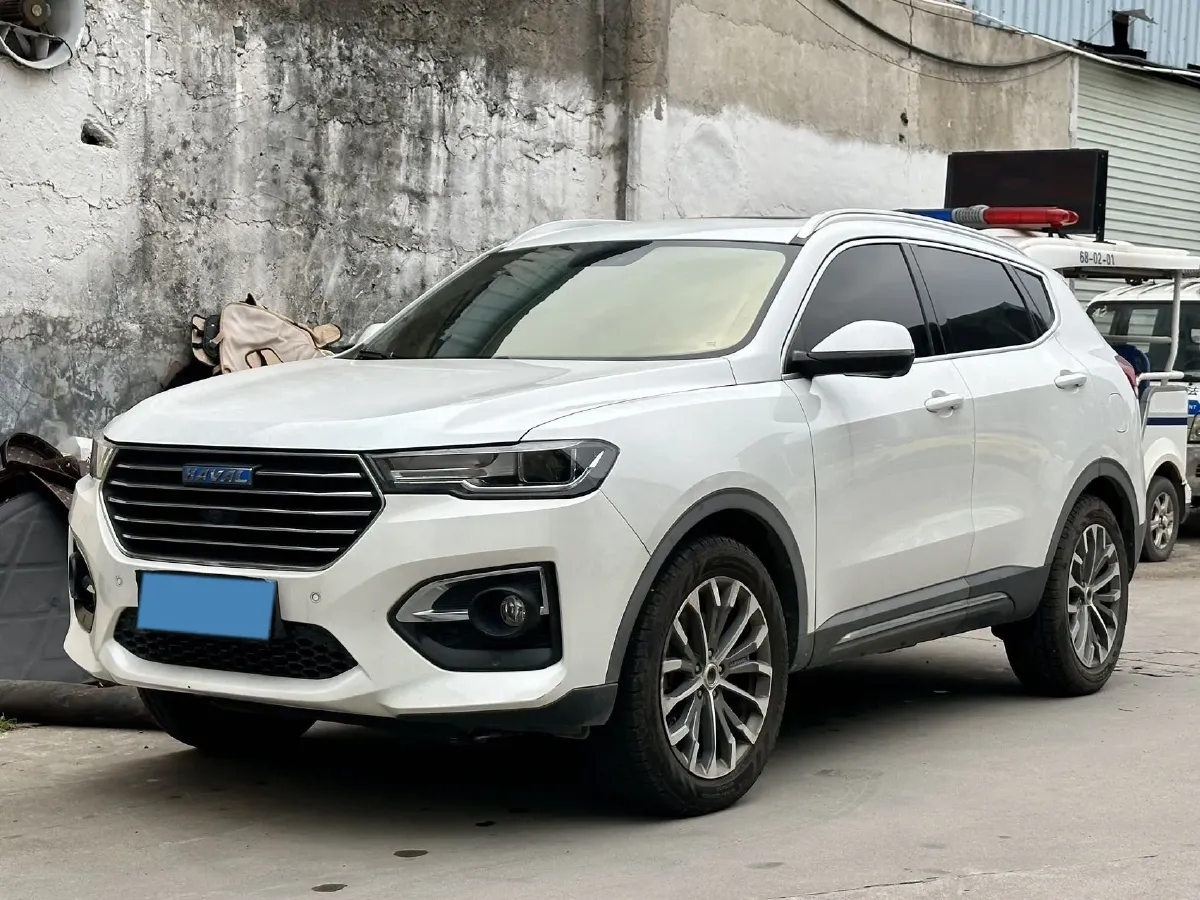 2018 Haval H6 1.5T 169HP L4 7DCT,autocango,china used car exporter,china ev exporter,chinese used car exporter,chinese used ev exporter
