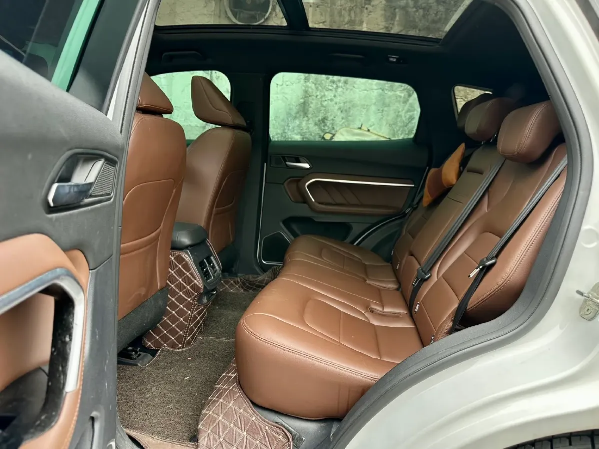 2018 Haval H6 1.5T 169HP L4 7DCT,autocango,china used car exporter,china ev exporter,chinese used car exporter,chinese used ev exporter