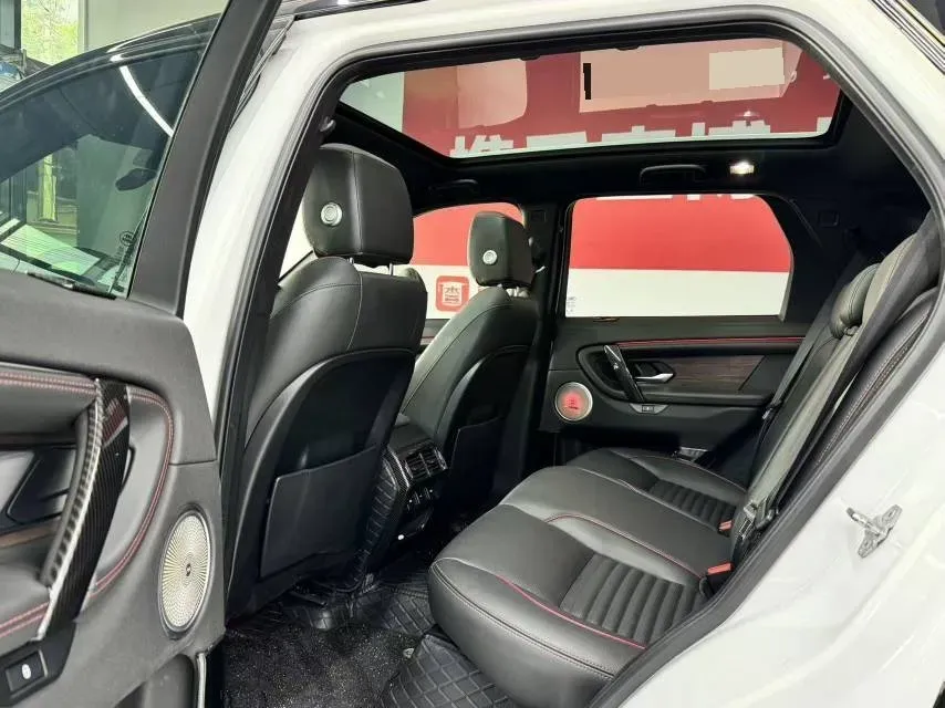 2020 Land Rover Discovery Sport 2.0T 249HP L4 9AT,autocango,china used car exporter,china ev exporter,chinese used car exporter,chinese used ev exporter