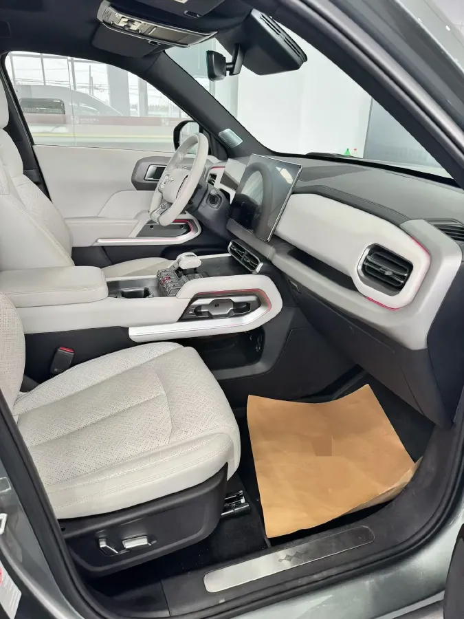 2025 FangChengBao Tai 3 BEV,autocango,china used car exporter,china ev exporter,chinese used car exporter,chinese used ev exporter