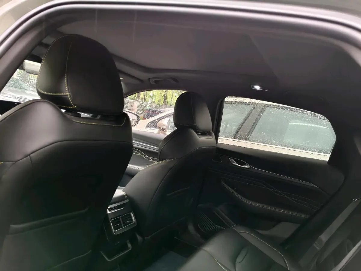 2023 Geely Preface 1.5T 181HP L4 7DCT,autocango,china used car exporter,china ev exporter,chinese used car exporter,chinese used ev exporter