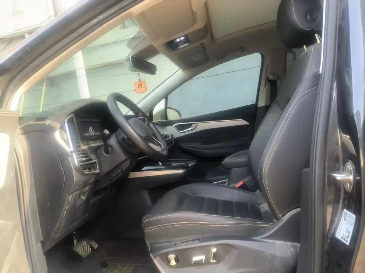 2021 Volkswagen Talagon 2.0T 220HP L4 7DCT,autocango,china used car exporter,china ev exporter,chinese used car exporter,chinese used ev exporter