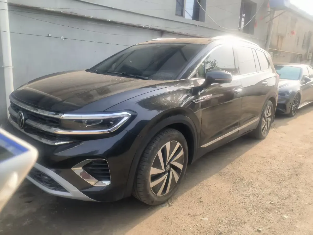 2021 Volkswagen Talagon 2.0T 220HP L4 7DCT,autocango,china used car exporter,china ev exporter,chinese used car exporter,chinese used ev exporter