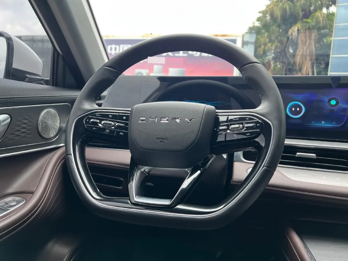 2022 Chery Tiggo 8 PRO 2.0T 254HP L4 7DCT,autocango,china used car exporter,china ev exporter,chinese used car exporter,chinese used ev exporter