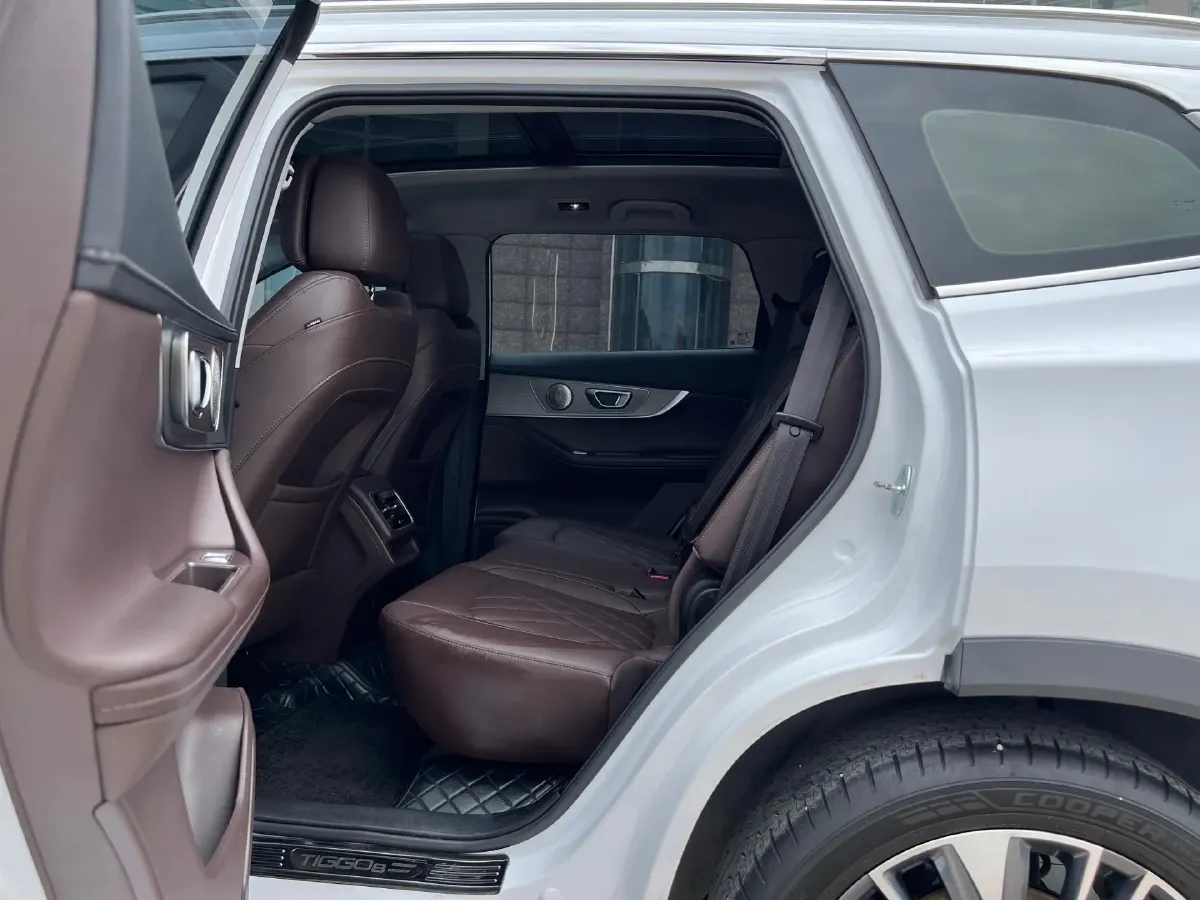 2022 Chery Tiggo 8 PRO 2.0T 254HP L4 7DCT,autocango,china used car exporter,china ev exporter,chinese used car exporter,chinese used ev exporter