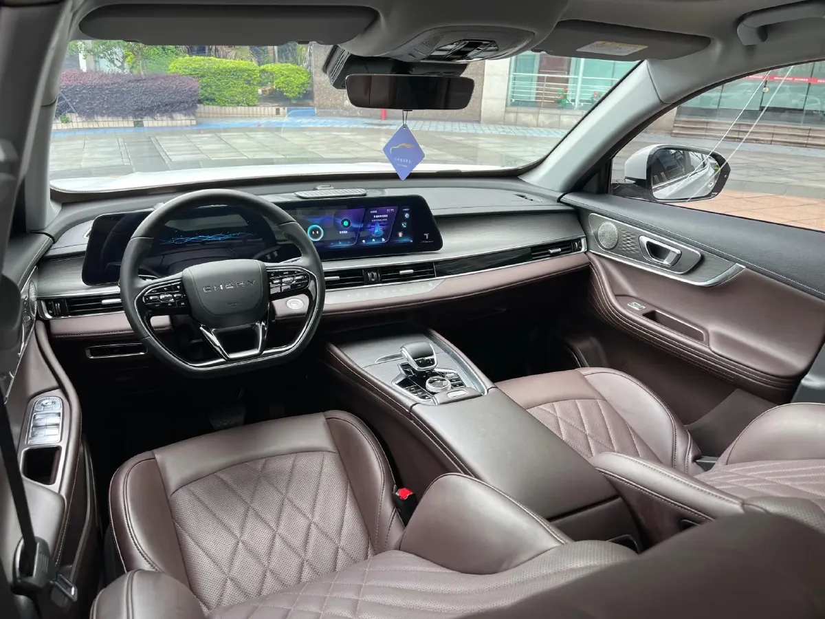 2022 Chery Tiggo 8 PRO 2.0T 254HP L4 7DCT,autocango,china used car exporter,china ev exporter,chinese used car exporter,chinese used ev exporter