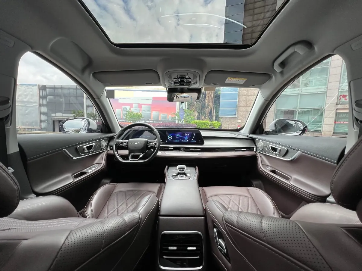 2022 Chery Tiggo 8 PRO 2.0T 254HP L4 7DCT,autocango,china used car exporter,china ev exporter,chinese used car exporter,chinese used ev exporter