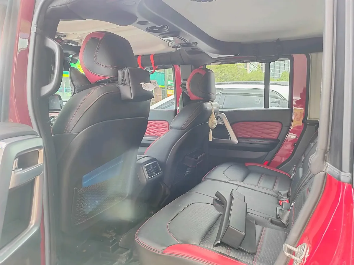 2020 Beijing BJ40 2.0T 224HP L4 8AT,autocango,china used car exporter,china ev exporter,chinese used car exporter,chinese used ev exporter