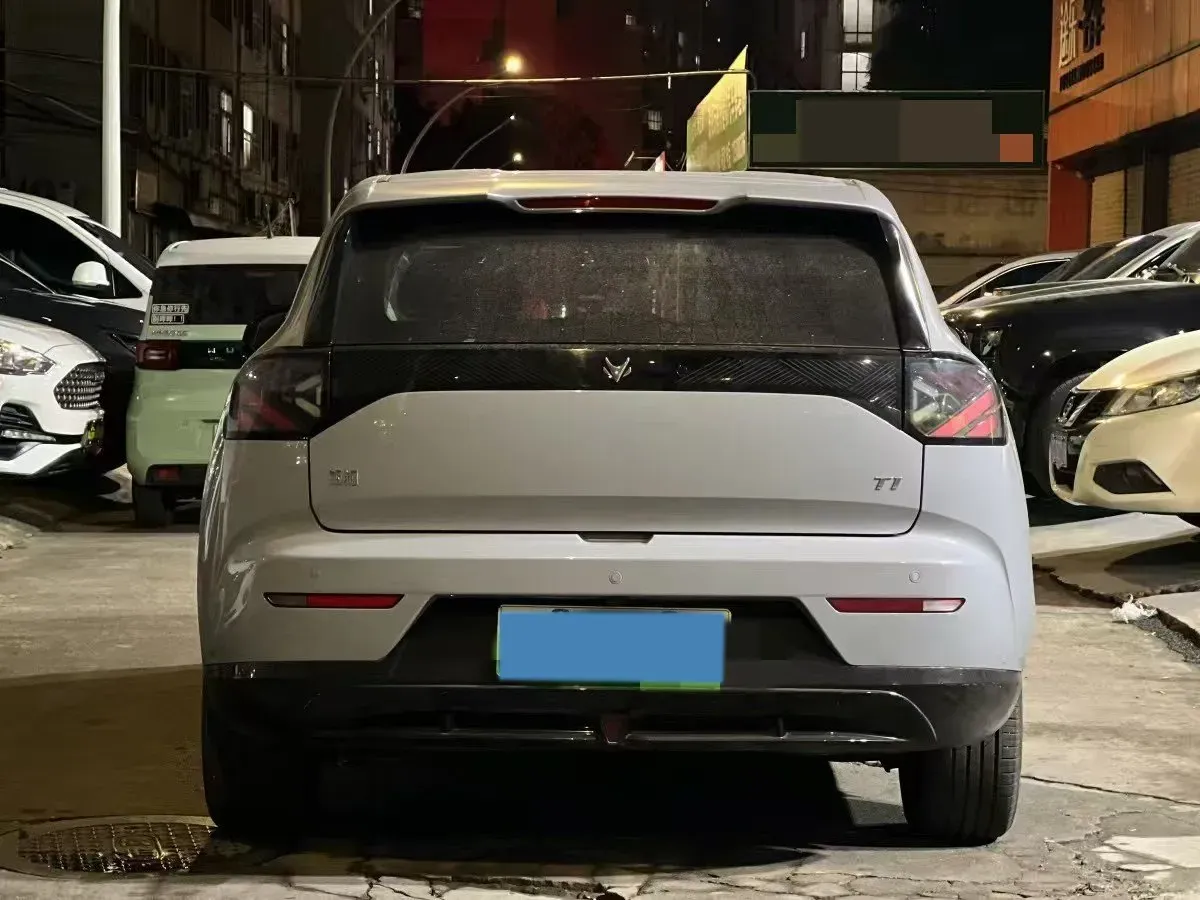 2025 ARCFOX T1 BEV,autocango,china used car exporter,china ev exporter,chinese used car exporter,chinese used ev exporter