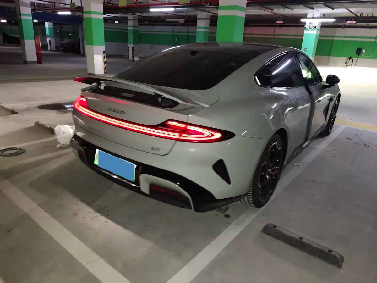 2024 MI SU7 BEV 94.3KWH,autocango,china used car exporter,china ev exporter,chinese used car exporter,chinese used ev exporter