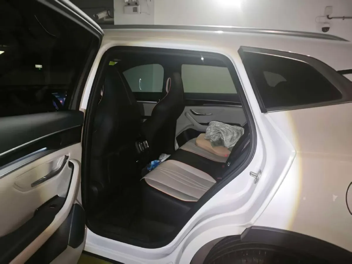 2022 Hyundai Tucson 2.0L 150HP L4 6AT Hybrid,autocango,china used car exporter,china ev exporter,chinese used car exporter,chinese used ev exporter