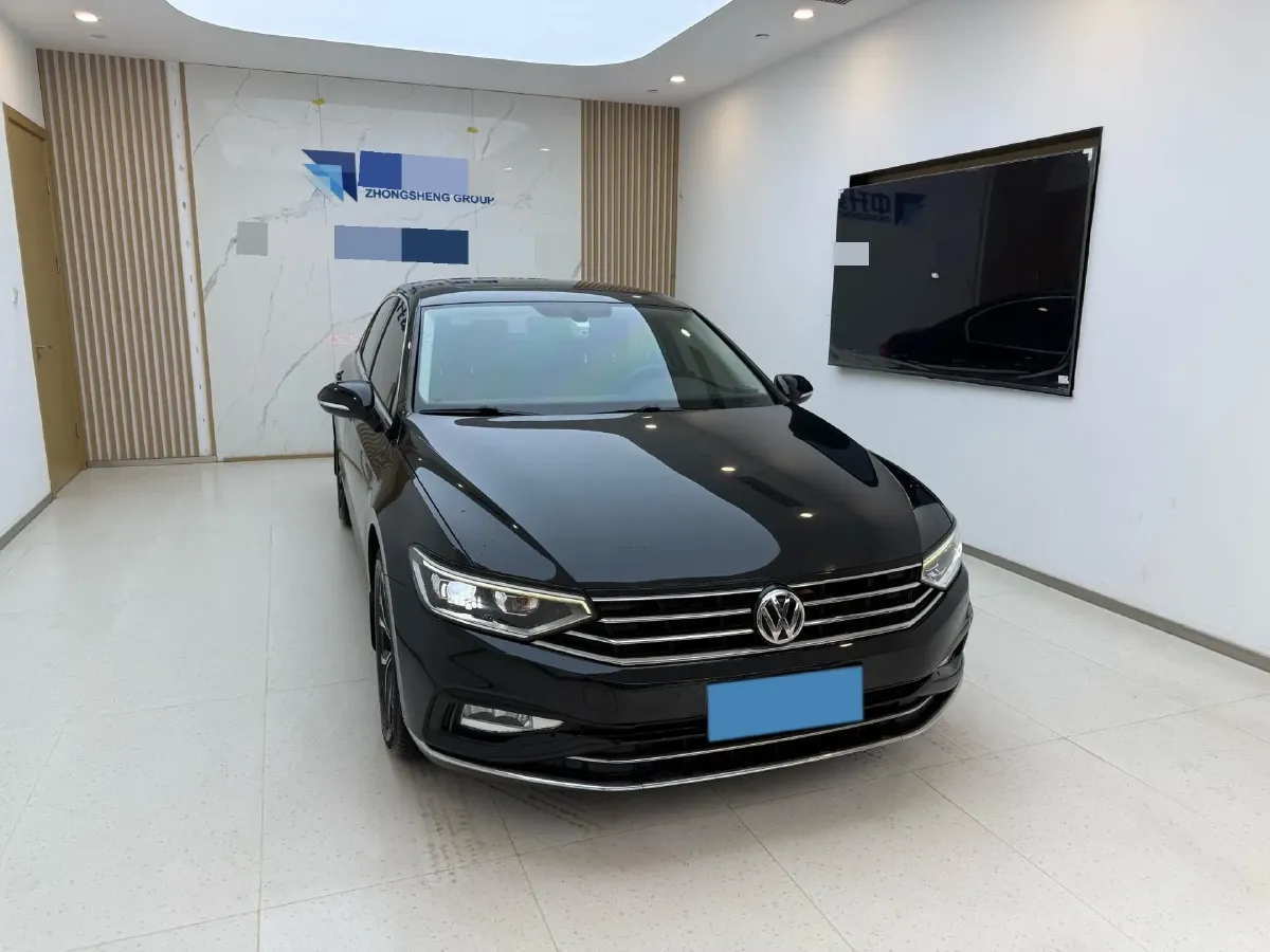 2020 Volkswagen Magotan 2.0T 186HP L4 7DCT,autocango,china used car exporter,china ev exporter,chinese used car exporter,chinese used ev exporter