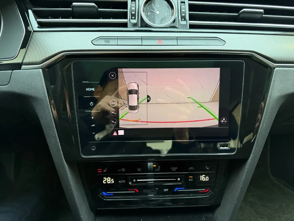 2020 Volkswagen Magotan 2.0T 186HP L4 7DCT,autocango,china used car exporter,china ev exporter,chinese used car exporter,chinese used ev exporter