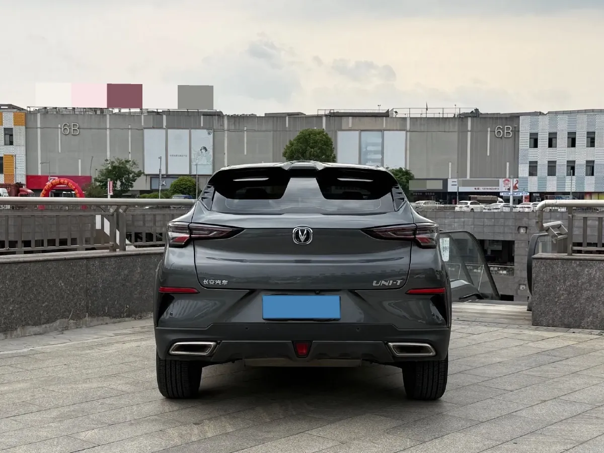 2021 ChangAn UNI-T 1.5T 180HP L4 7DCT,autocango,china used car exporter,china ev exporter,chinese used car exporter,chinese used ev exporter