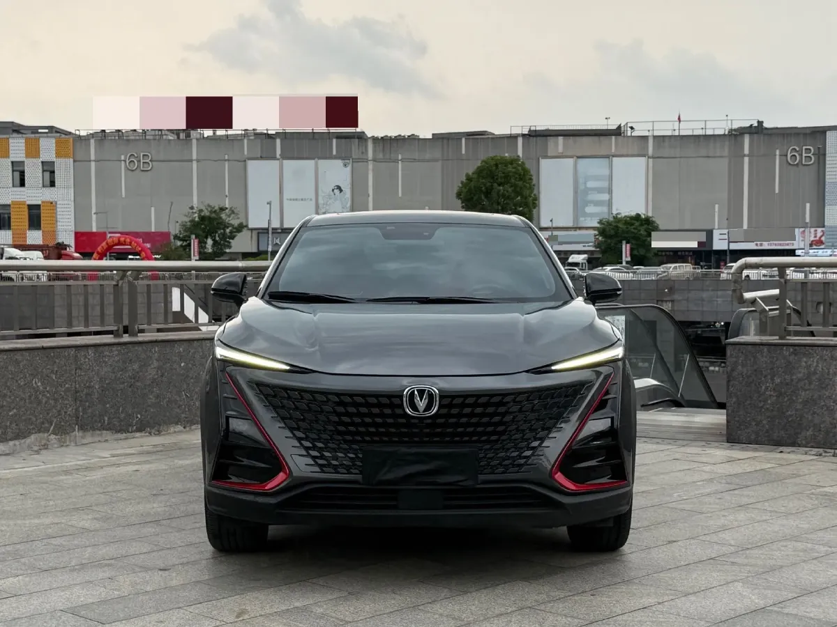 2021 ChangAn UNI-T 1.5T 180HP L4 7DCT,autocango,china used car exporter,china ev exporter,chinese used car exporter,chinese used ev exporter