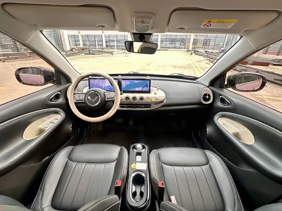 2023 WuLing BinGuo BEV 31.9KWH,autocango,china used car exporter,china ev exporter,chinese used car exporter,chinese used ev exporter