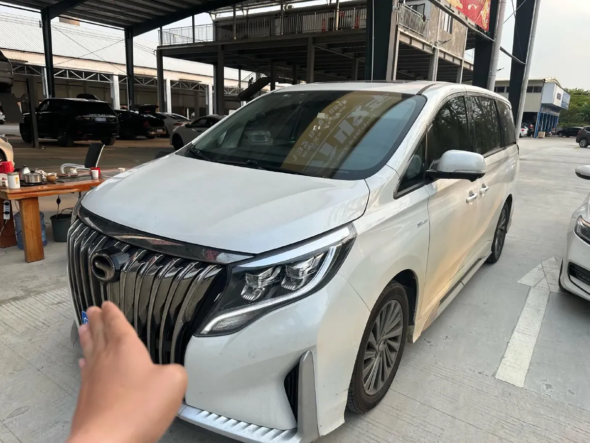 2021 GAC Trumpchi M8 2.0T 252HP L4 8AT,autocango,china used car exporter,china ev exporter,chinese used car exporter,chinese used ev exporter