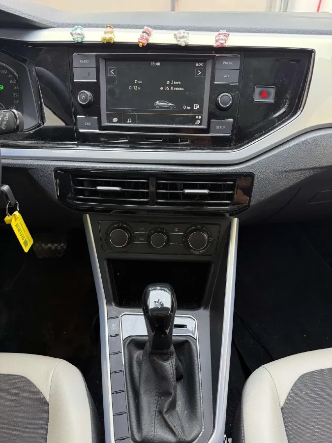 2019 Volkswagen Polo 1.5L 113HP L4 6AT,autocango,china used car exporter,china ev exporter,chinese used car exporter,chinese used ev exporter