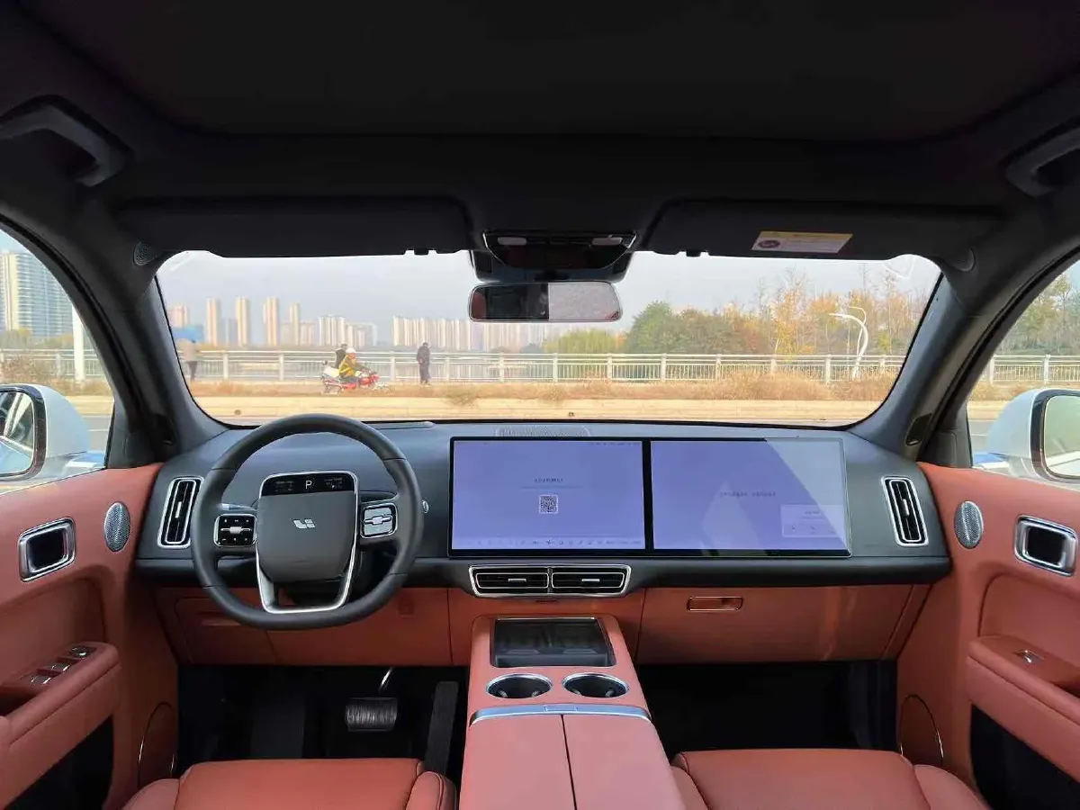 2024 Li L8 Range Extended 154HP REEV 42.8KWH,autocango,china used car exporter,china ev exporter,chinese used car exporter,chinese used ev exporter