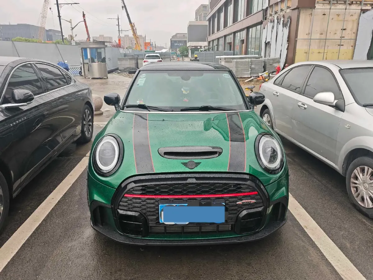 2023 MINI JCW 2.0T 231HP L4 8AT,autocango,china used car exporter,china ev exporter,chinese used car exporter,chinese used ev exporter