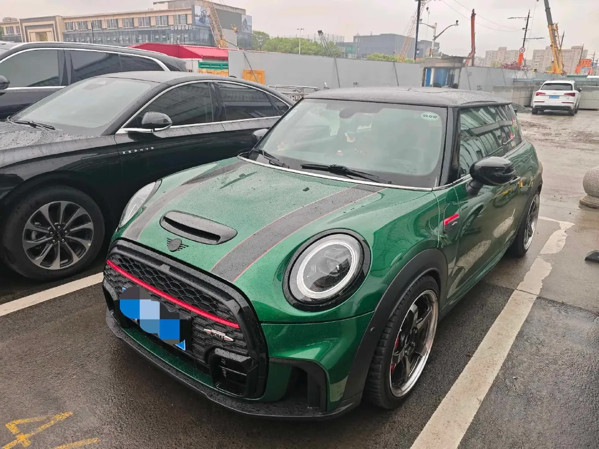 2023 MINI JCW 2.0T 231HP L4 8AT,autocango,china used car exporter,china ev exporter,chinese used car exporter,chinese used ev exporter