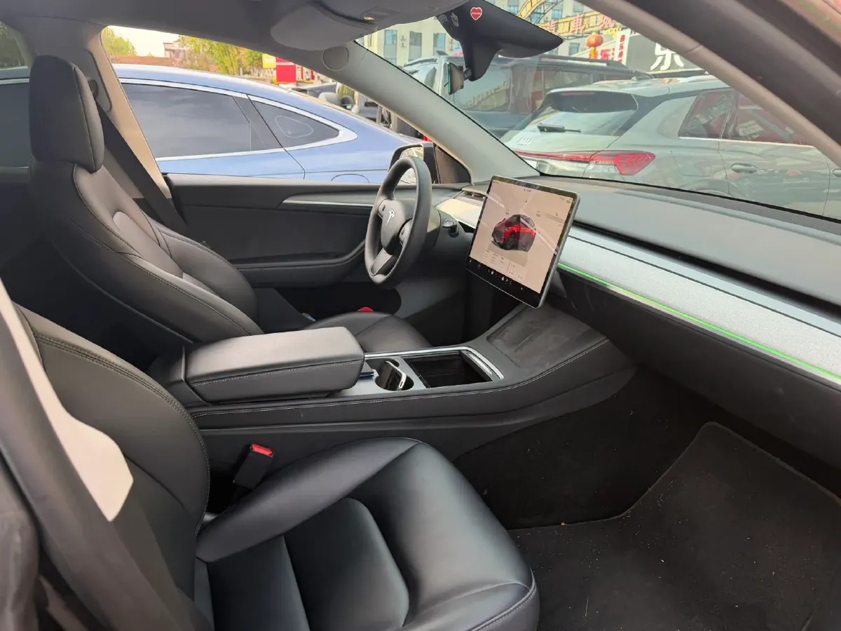 2024 Iveco OuSheng BEV 77.28KWH,autocango,china used car exporter,china ev exporter,chinese used car exporter,chinese used ev exporter