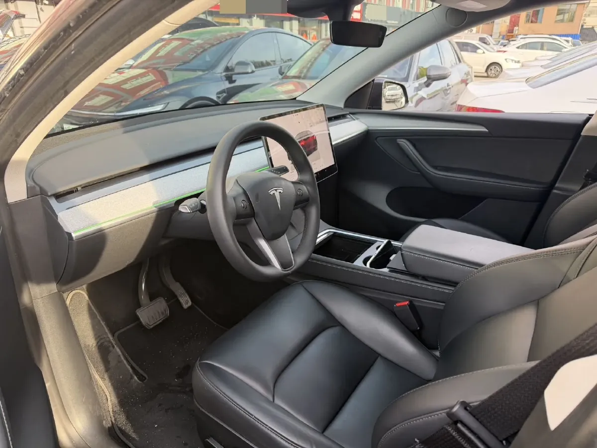 2024 Iveco OuSheng BEV 77.28KWH,autocango,china used car exporter,china ev exporter,chinese used car exporter,chinese used ev exporter