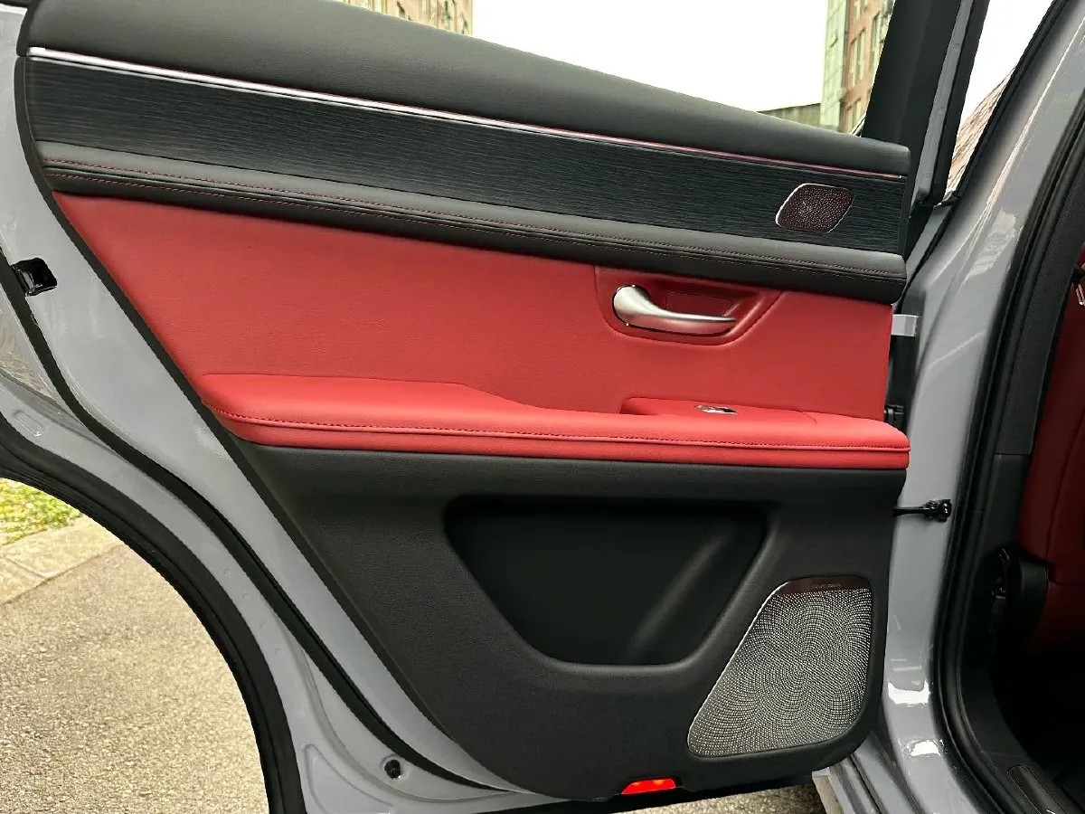 2025 AITO AITO M5 1.5T 152HP L4 REEV 42KWH,autocango,china used car exporter,china ev exporter,chinese used car exporter,chinese used ev exporter