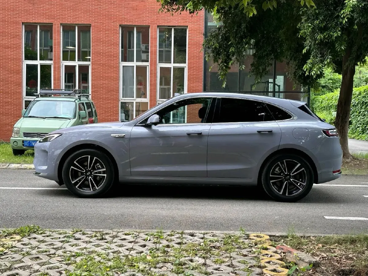 2025 AITO AITO M5 1.5T 152HP L4 REEV 42KWH,autocango,china used car exporter,china ev exporter,chinese used car exporter,chinese used ev exporter