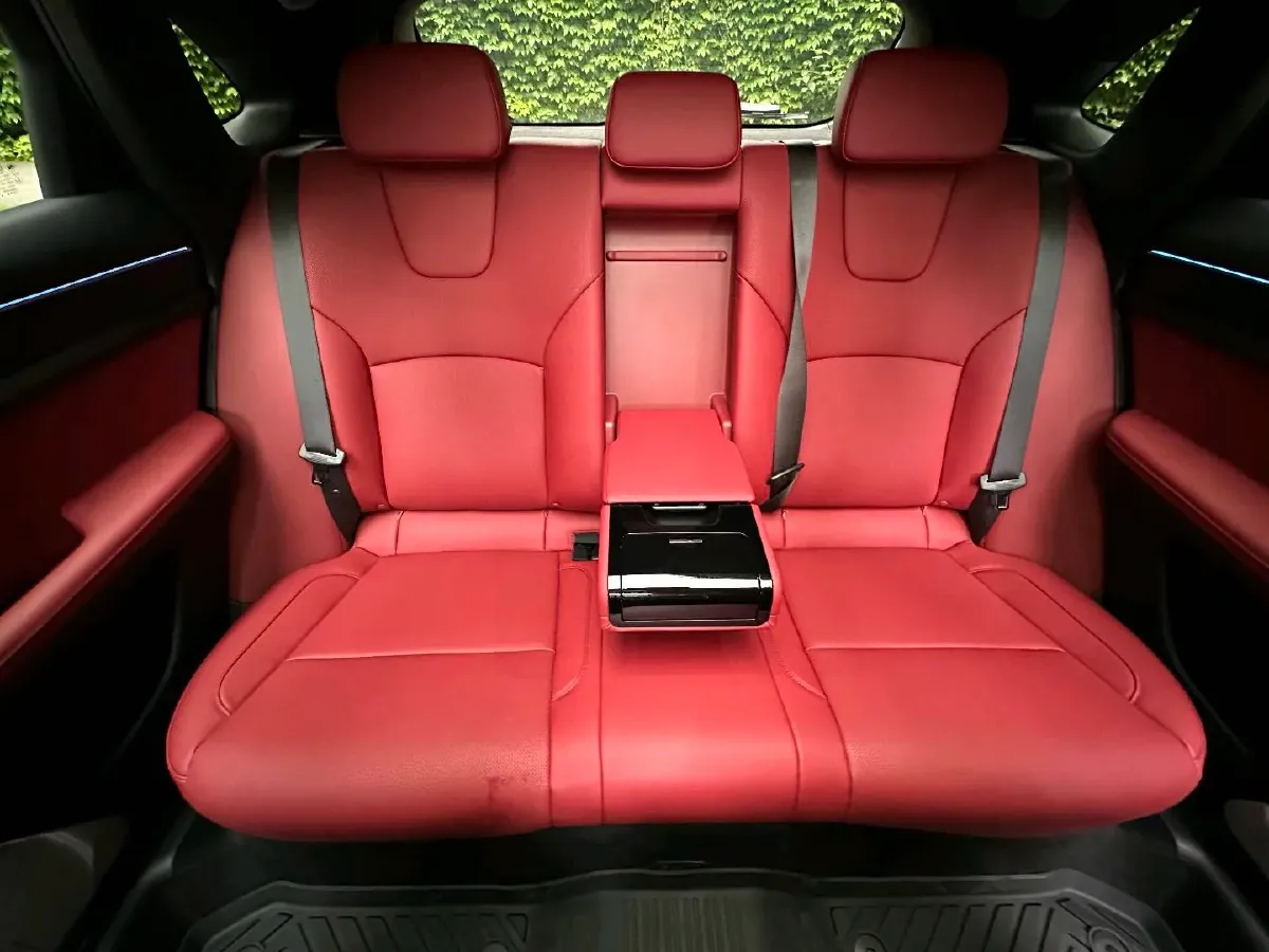 2025 AITO AITO M5 1.5T 152HP L4 REEV 42KWH,autocango,china used car exporter,china ev exporter,chinese used car exporter,chinese used ev exporter