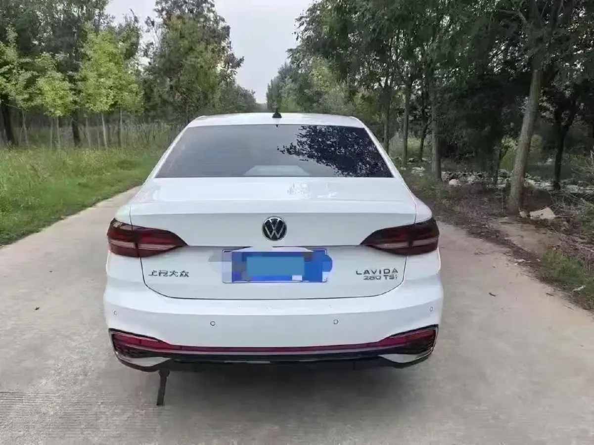 2024 Volkswagen Lavida 1.5L 110HP L4 6AT,autocango,china used car exporter,china ev exporter,chinese used car exporter,chinese used ev exporter