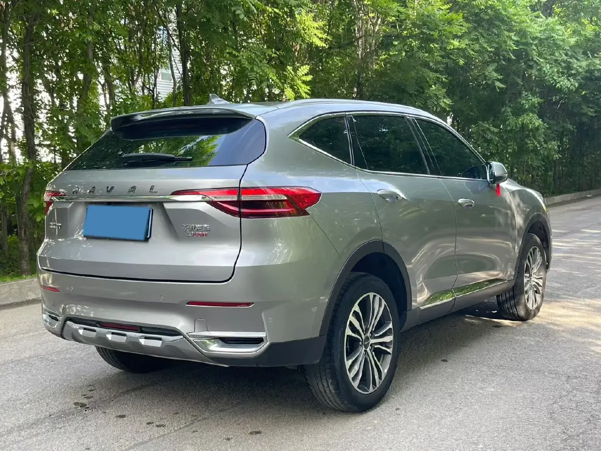 2020 Haval F7 2.0T 224HP L4 7DCT,autocango,china used car exporter,china ev exporter,chinese used car exporter,chinese used ev exporter