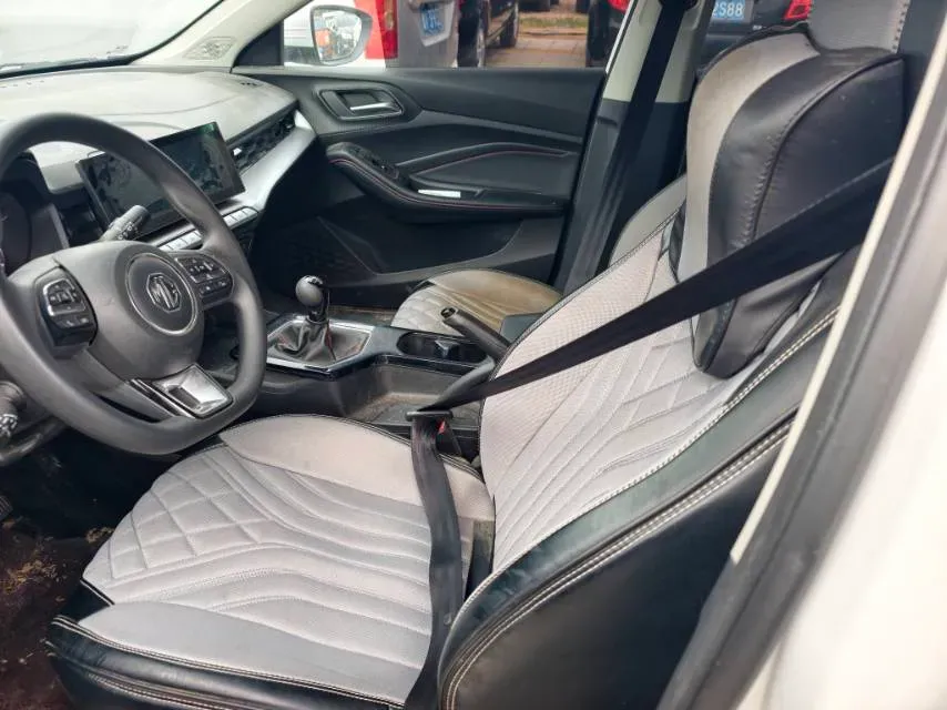 2023 MG 5 1.5L 129HP L4 5MT,autocango,china used car exporter,china ev exporter,chinese used car exporter,chinese used ev exporter