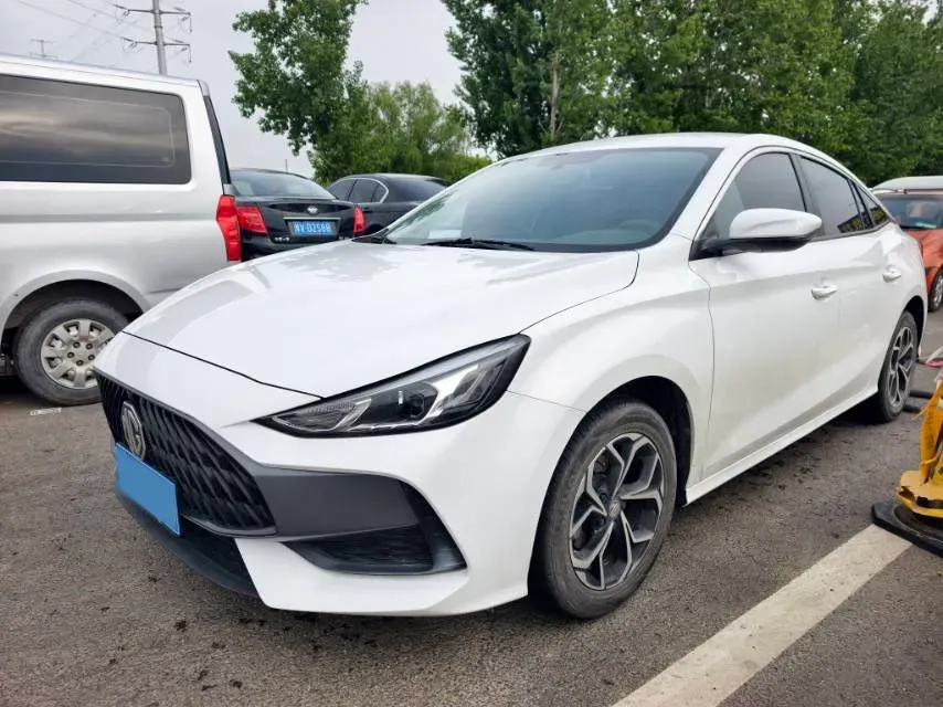 2023 MG 5 1.5L 129HP L4 5MT,autocango,china used car exporter,china ev exporter,chinese used car exporter,chinese used ev exporter