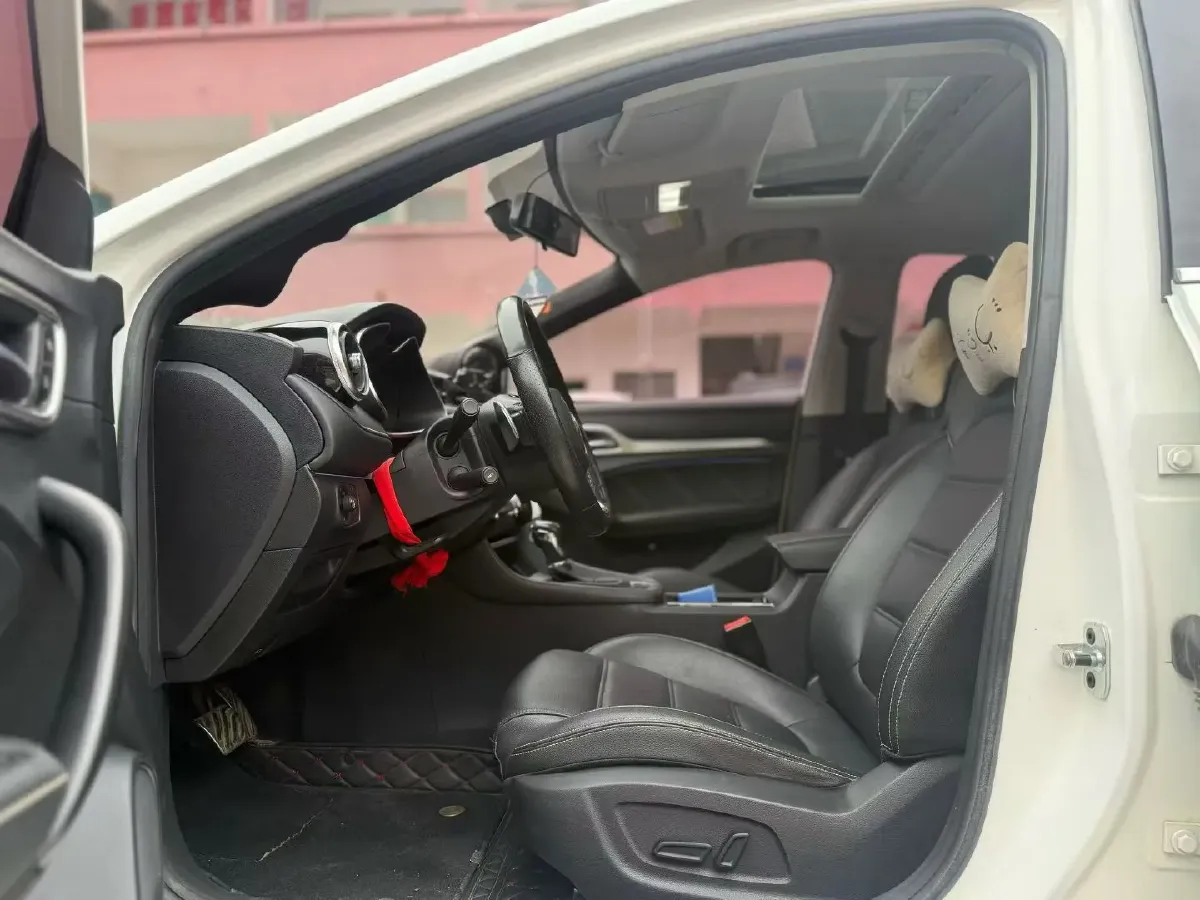 2019 MAXUS XinTu V80 2.5T 136HP L4 6AMT,autocango,china used car exporter,china ev exporter,chinese used car exporter,chinese used ev exporter