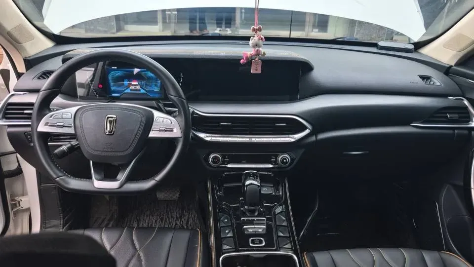 2021 Bestune T77 1.5T 169HP L4 7DCT,autocango,china used car exporter,china ev exporter,chinese used car exporter,chinese used ev exporter