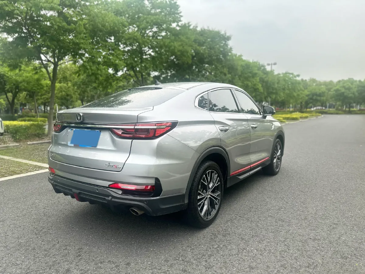 2021 ChangAn CS85 Coupe 1.5T 178HP L4 7DCT,autocango,china used car exporter,china ev exporter,chinese used car exporter,chinese used ev exporter