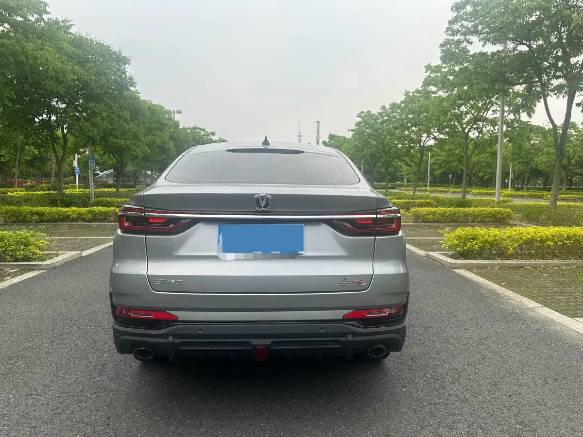 2021 ChangAn CS85 Coupe 1.5T 178HP L4 7DCT,autocango,china used car exporter,china ev exporter,chinese used car exporter,chinese used ev exporter