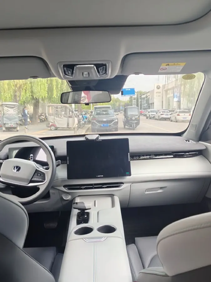 2025 ChangAn UNI-Z 1.5T 188HP L4 7DCT,autocango,china used car exporter,china ev exporter,chinese used car exporter,chinese used ev exporter