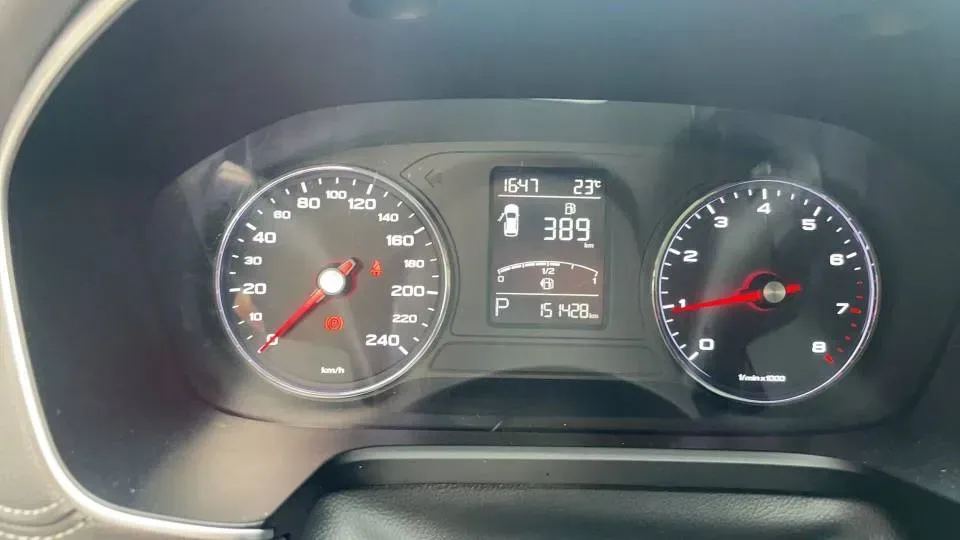 2018 Roewe RX5 1.5T 169HP L4 7DCT,autocango,china used car exporter,china ev exporter,chinese used car exporter,chinese used ev exporter