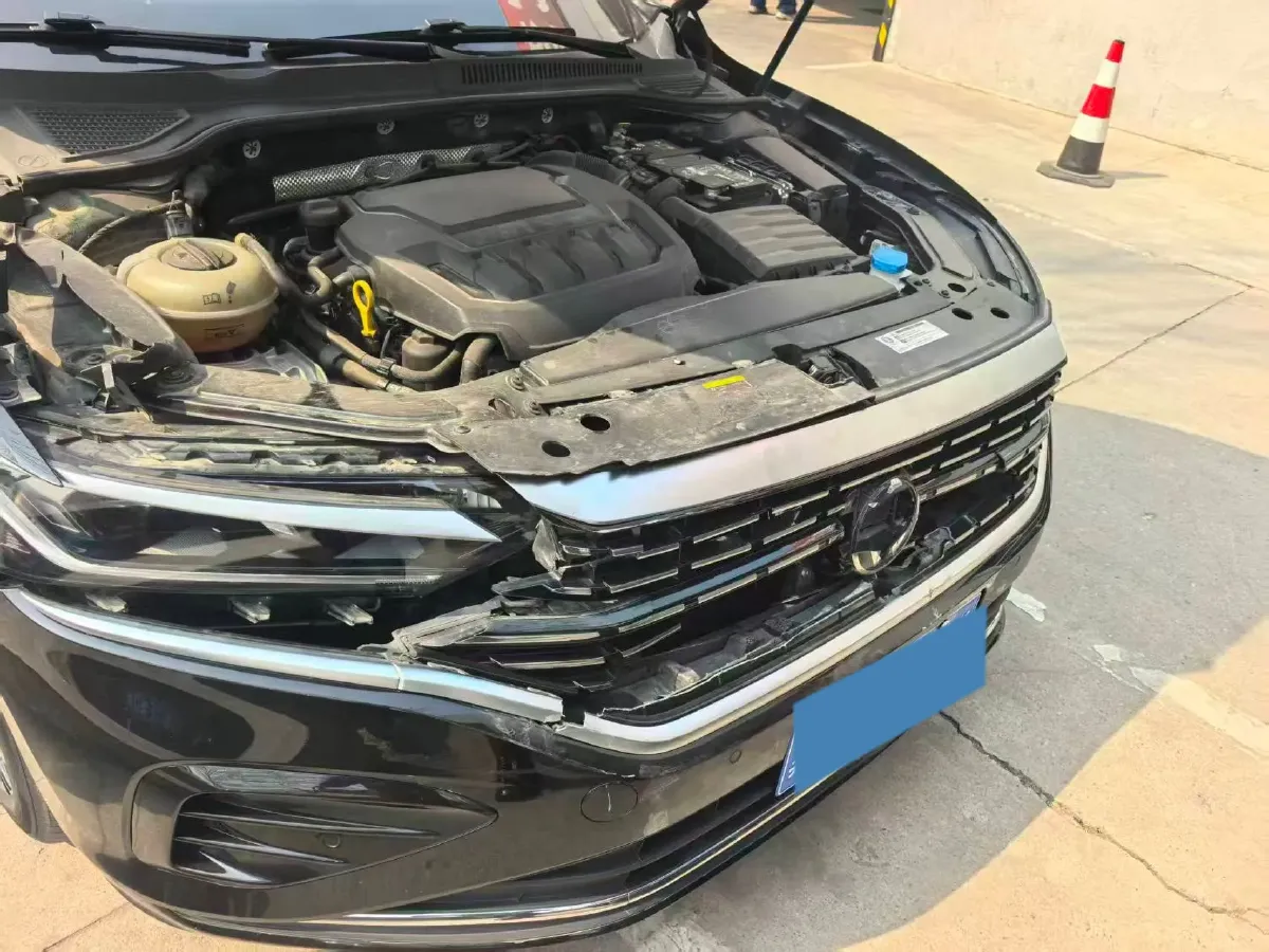 2023 Volkswagen Passat 2.0T 186HP L4 7DCT,autocango,china used car exporter,china ev exporter,chinese used car exporter,chinese used ev exporter