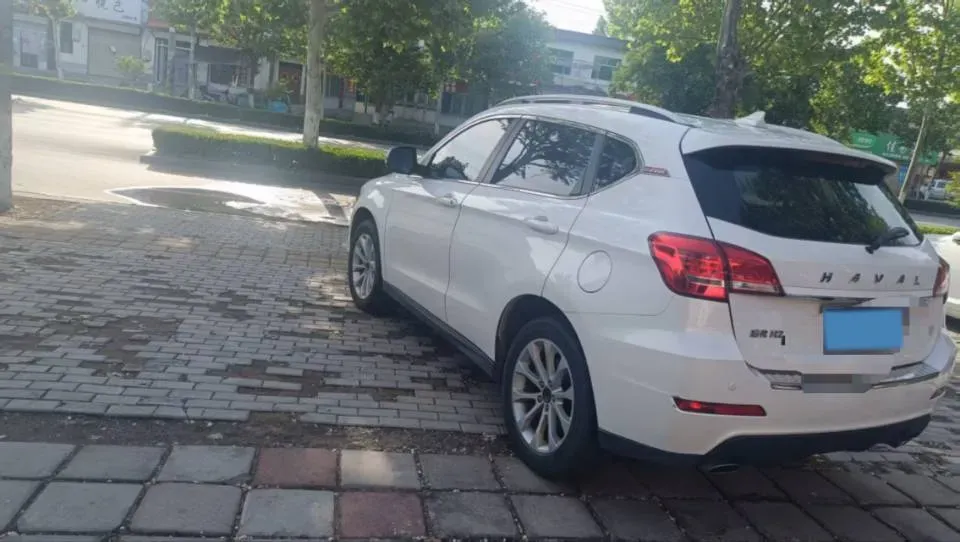 2017 Haval H2s 1.5T 150HP L4 6MT,autocango,china used car exporter,china ev exporter,chinese used car exporter,chinese used ev exporter