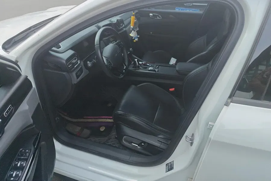 2021 LYNK&CO 03 1.5T 180HP L3 7DCT,autocango,china used car exporter,china ev exporter,chinese used car exporter,chinese used ev exporter