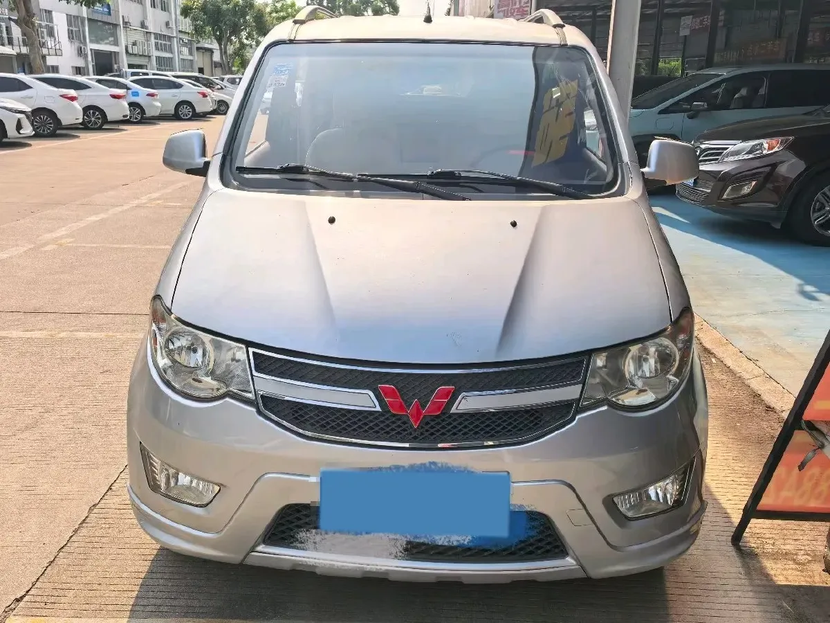 2016 WuLing HongGuang 1.5L 112HP L4 5MT,autocango,china used car exporter,china ev exporter,chinese used car exporter,chinese used ev exporter